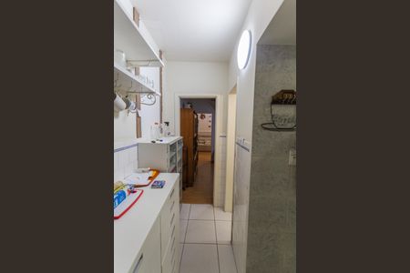 Casa à venda com 358m², 7 quartos e 2 vagasDespensa 1 da Casa de Fundos