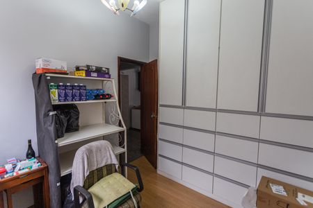 Casa à venda com 358m², 7 quartos e 2 vagasQuarto 4