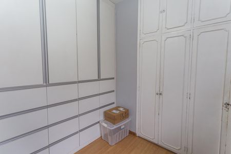 Casa à venda com 358m², 7 quartos e 2 vagasQuarto 4