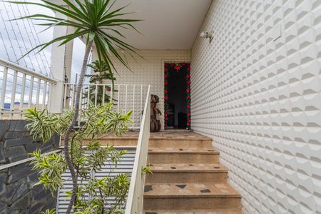Casa à venda com 358m², 7 quartos e 2 vagasEntrada
