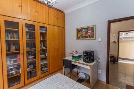 Casa à venda com 358m², 7 quartos e 2 vagasQuarto 3