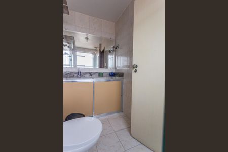 Casa à venda com 358m², 7 quartos e 2 vagasBanheiro da Suíte 3 no 2° Andar