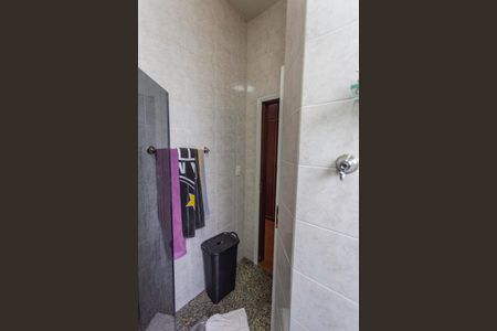 Casa à venda com 358m², 7 quartos e 2 vagasBanheiro da Suíte 2