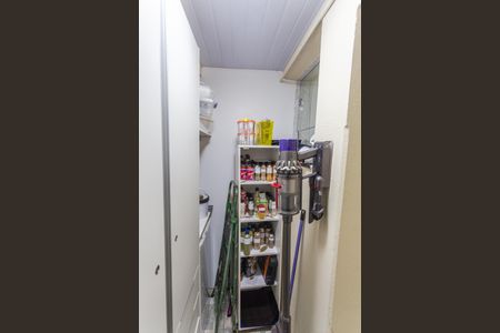 Casa à venda com 358m², 7 quartos e 2 vagasDespensa 2 da Casa de Fundos