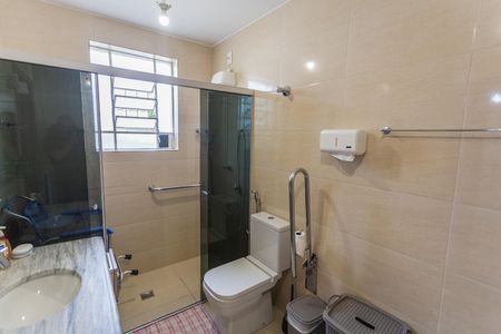 Casa à venda com 358m², 7 quartos e 2 vagasBanheiro da Suíte 1