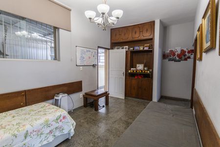 Casa à venda com 358m², 7 quartos e 2 vagasSala 2