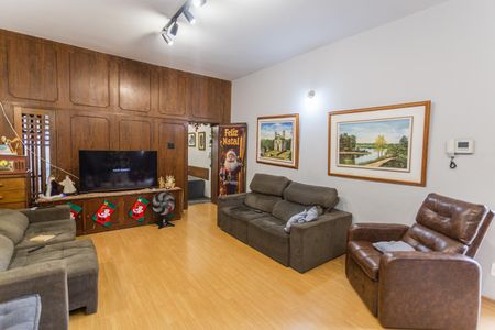 Casa à venda com 358m², 7 quartos e 2 vagasSala 1