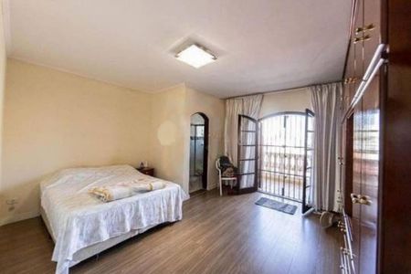 Casa à venda com 3 quartos, 186m² em Vila Carrão, São Paulo