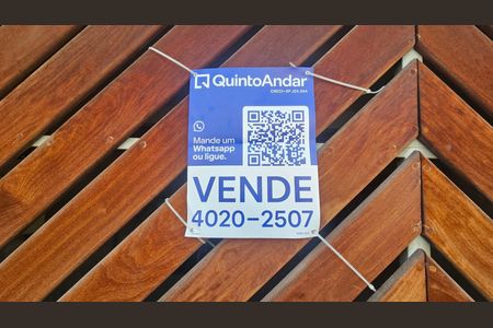 Casa à venda com 100m², 3 quartos e 1 vagaFachada - plaquinha