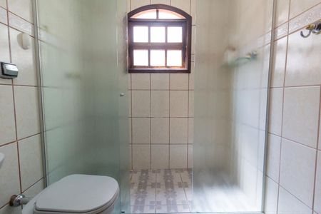 Casa à venda com 100m², 3 quartos e 1 vagaBanheiro 2