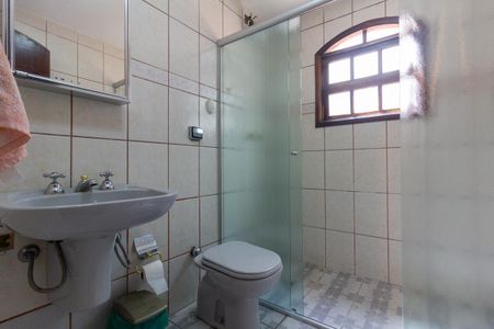 Casa à venda com 100m², 3 quartos e 1 vagaBanheiro 2