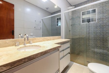 Casa à venda com 170m², 2 quartos e 2 vagas Casa à venda com 170m², 2 quartos e 2 vagasBanheiro Suíte 2