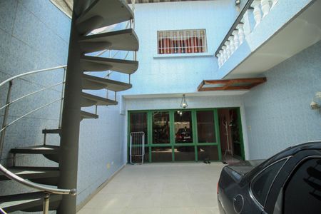 Casa à venda com 190m², 3 quartos e 4 vagasGaragem