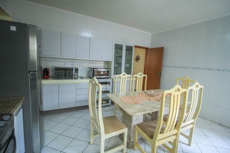 Casa à venda com 190m², 3 quartos e 4 vagasCozinha