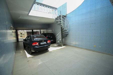 Casa à venda com 190m², 3 quartos e 4 vagasGaragem