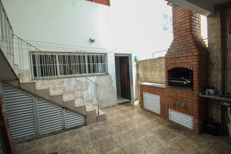 Casa à venda com 190m², 3 quartos e 4 vagasQuintal
