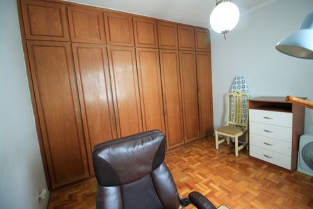 Casa à venda com 190m², 3 quartos e 4 vagasQuarto 3