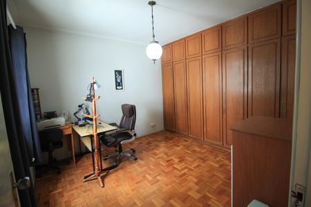 Casa à venda com 190m², 3 quartos e 4 vagasQuarto 3