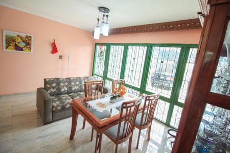 Sala de casa à venda com 3 quartos, 190m² em Água Rasa, São Paulo