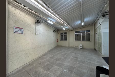 Apartamento para alugar com 49m², 2 quartos e 1 vagaÁrea comum - Salão de festas