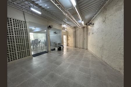 Apartamento para alugar com 49m², 2 quartos e 1 vagaÁrea comum - Salão de festas