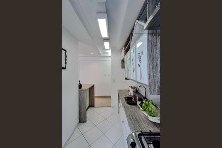 Apartamento à venda com 69m², 2 quartos e 2 vagasCozinha