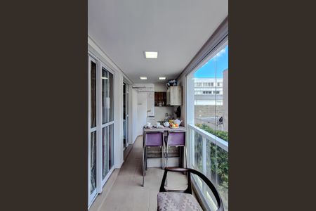 Apartamento à venda com 69m², 2 quartos e 2 vagasVaranda da Sala