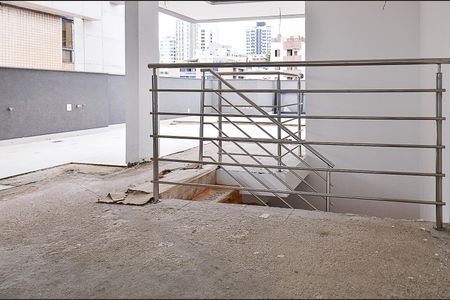 Apartamento à venda com 216m², 3 quartos e 4 vagasSala Cobertura