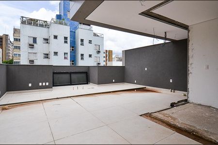 Apartamento à venda com 216m², 3 quartos e 4 vagasCobertura