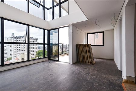 Apartamento à venda com 216m², 3 quartos e 4 vagasSala Ambientes