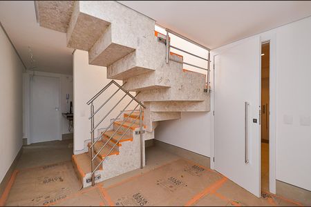 Acesso a Cobertura de apartamento à venda com 3 quartos, 216m² em Santo Antônio, Belo Horizonte