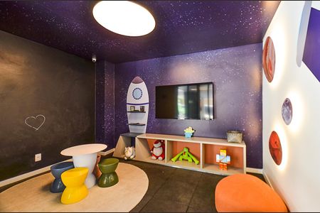 Apartamento à venda com 216m², 3 quartos e 4 vagasÁrea comum - Playground