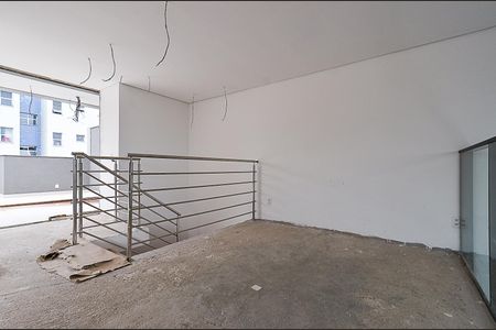 Apartamento à venda com 216m², 3 quartos e 4 vagasSala Cobertura