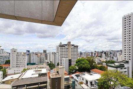 Apartamento à venda com 216m², 3 quartos e 4 vagasVista