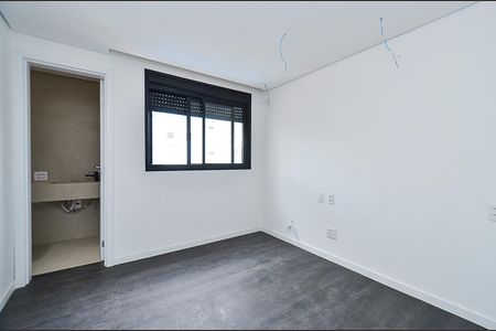 Apartamento à venda com 216m², 3 quartos e 4 vagasSuíte
