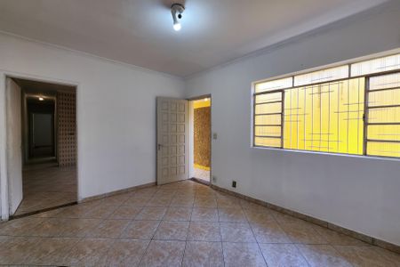 Casa para alugar com 150m², 3 quartos e 2 vagasSala 