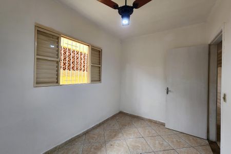 Casa para alugar com 150m², 3 quartos e 2 vagasQuarto 2