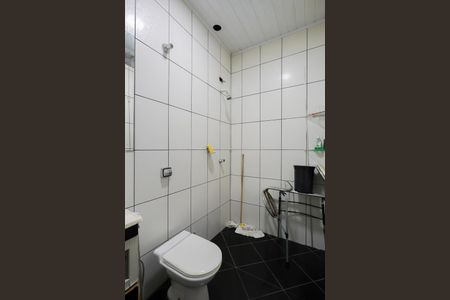 Casa à venda com 220m², 7 quartos e 3 vagasCasa 2 - Banheiro 2