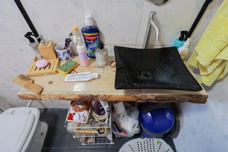 Casa à venda com 220m², 7 quartos e 3 vagasCasa 2 - Banheiro 1