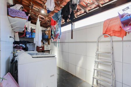 Casa à venda com 220m², 7 quartos e 3 vagasÁrea de serviço