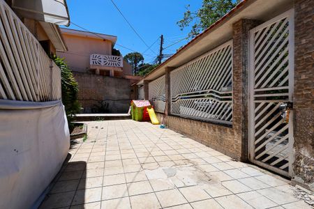 Casa à venda com 220m², 7 quartos e 3 vagasQuintal frontal