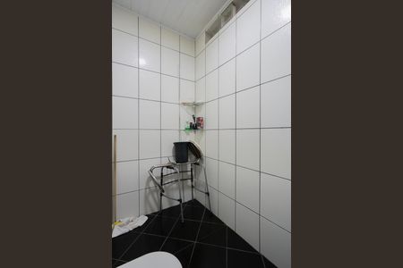 Casa à venda com 220m², 7 quartos e 3 vagasCasa 2 - Banheiro 2