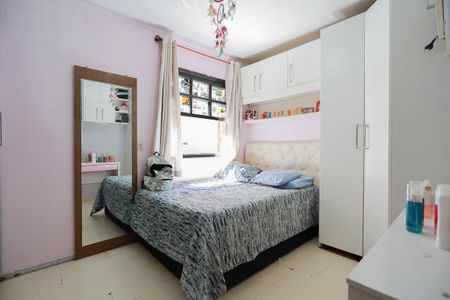 Casa à venda com 220m², 7 quartos e 3 vagasCasa 1 - Suíte