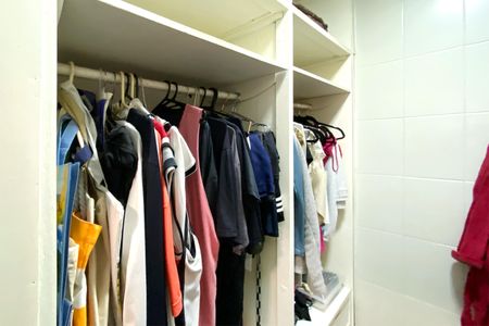 Casa à venda com 95m², 3 quartos e 7 vagasCloset da suíte 1