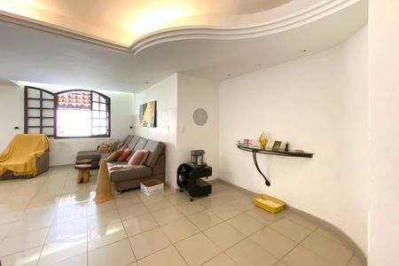 Casa à venda com 95m², 3 quartos e 7 vagasSala de Estar