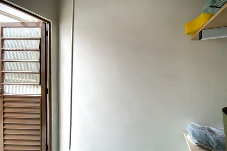 Casa à venda com 95m², 3 quartos e 7 vagasQuarto de Serviço