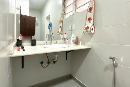 Casa à venda com 95m², 3 quartos e 7 vagasBanheiro