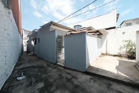 Casa à venda com 244m², 2 quartos e 1 vagaÁrea externa