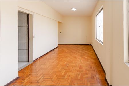Apartamento à venda com 64m², 2 quartos e 1 vaga Apartamento à venda com 64m², 2 quartos e 1 vagaSala
