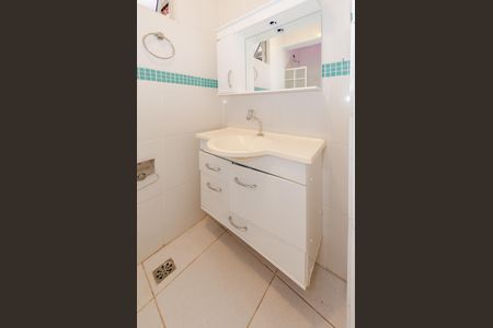 Apartamento à venda com 64m², 2 quartos e 1 vaga Apartamento à venda com 64m², 2 quartos e 1 vagaBanheiro suíte